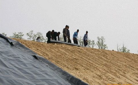 土工布如何提高水利工程质量